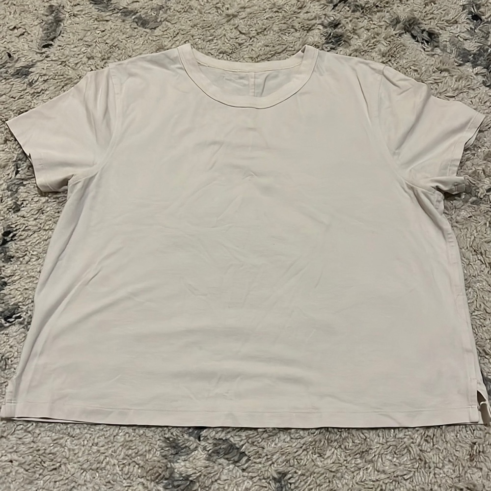 Lululemon cotton blend tshirt